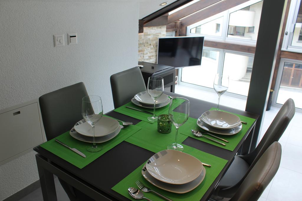 Haus Dorf 7 Apartment Saas-Grund Bagian luar foto