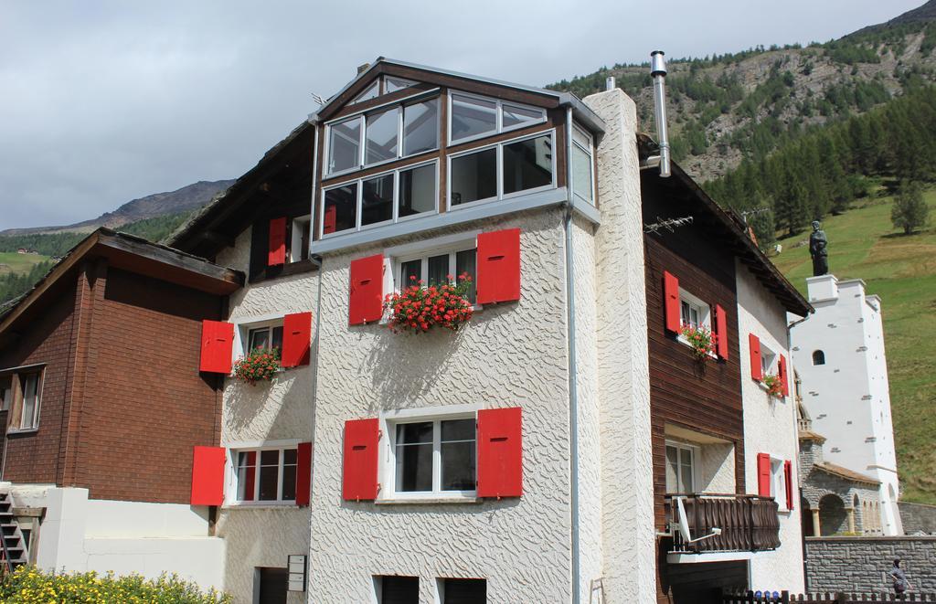 Haus Dorf 7 Apartment Saas-Grund Bagian luar foto